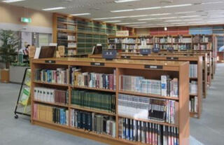立川市 中央図書館のクチコミ写真1