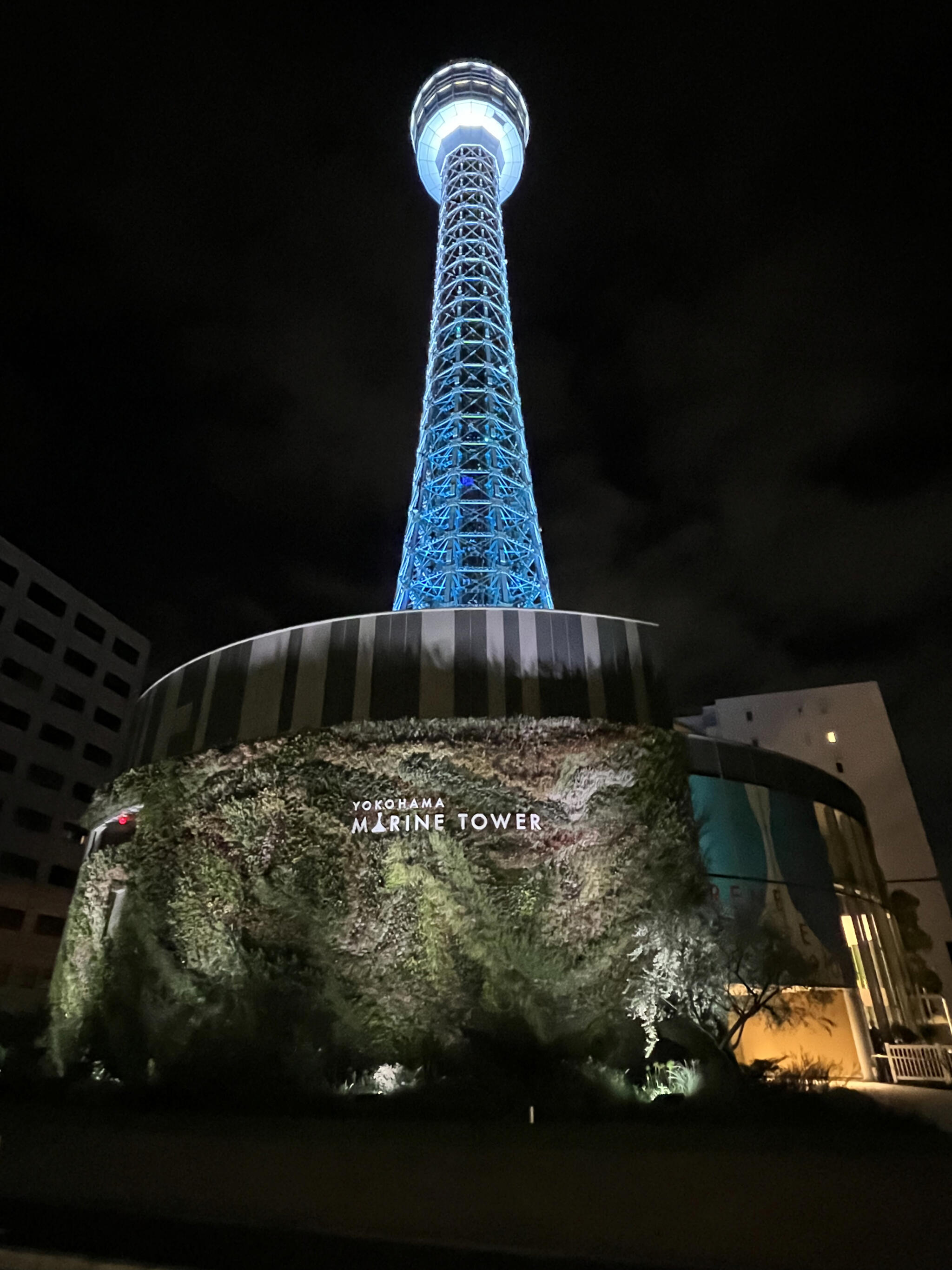 横浜マリンタワーの代表写真2