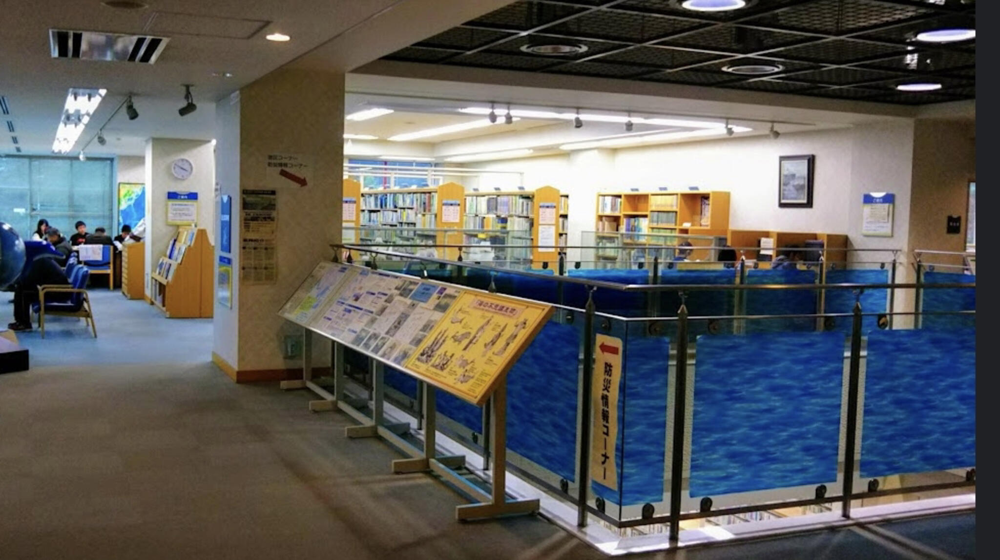 名古屋市 港図書館の代表写真2