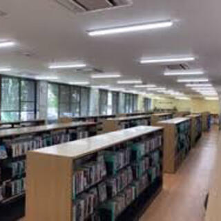 神埼市立図書館 千代田分館の写真1