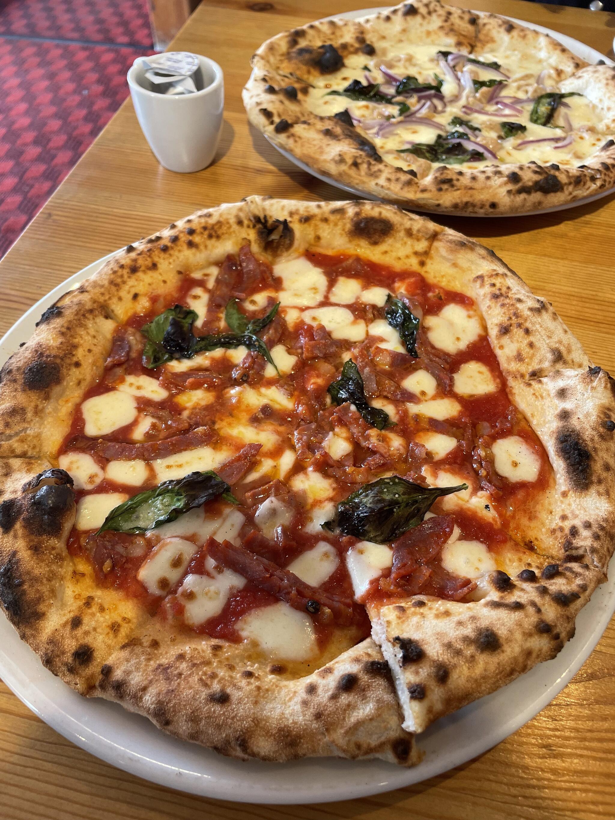 Pizzeria Da Gino 白山店の代表写真1