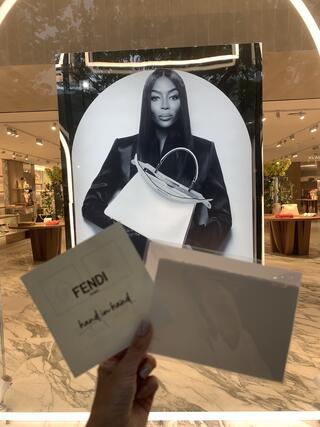 クチコミ : FENDI パラッツォ フェンディ 表参道 - 渋谷区神宮前/ハイブランド | Yahoo!マップ