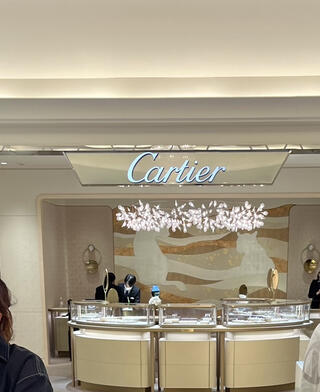 クチコミ : Cartier ブティック阪急うめだ本店 - 大阪市北区角田町/ハイブランド | Yahoo!マップ