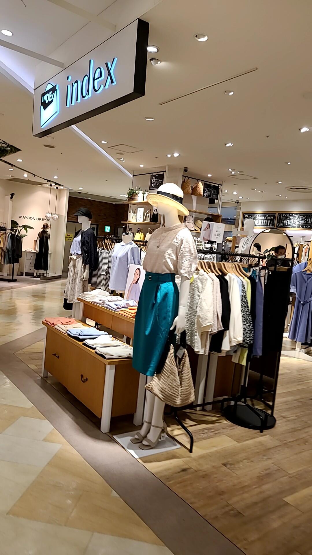 index 服 トップ 店舗 福岡