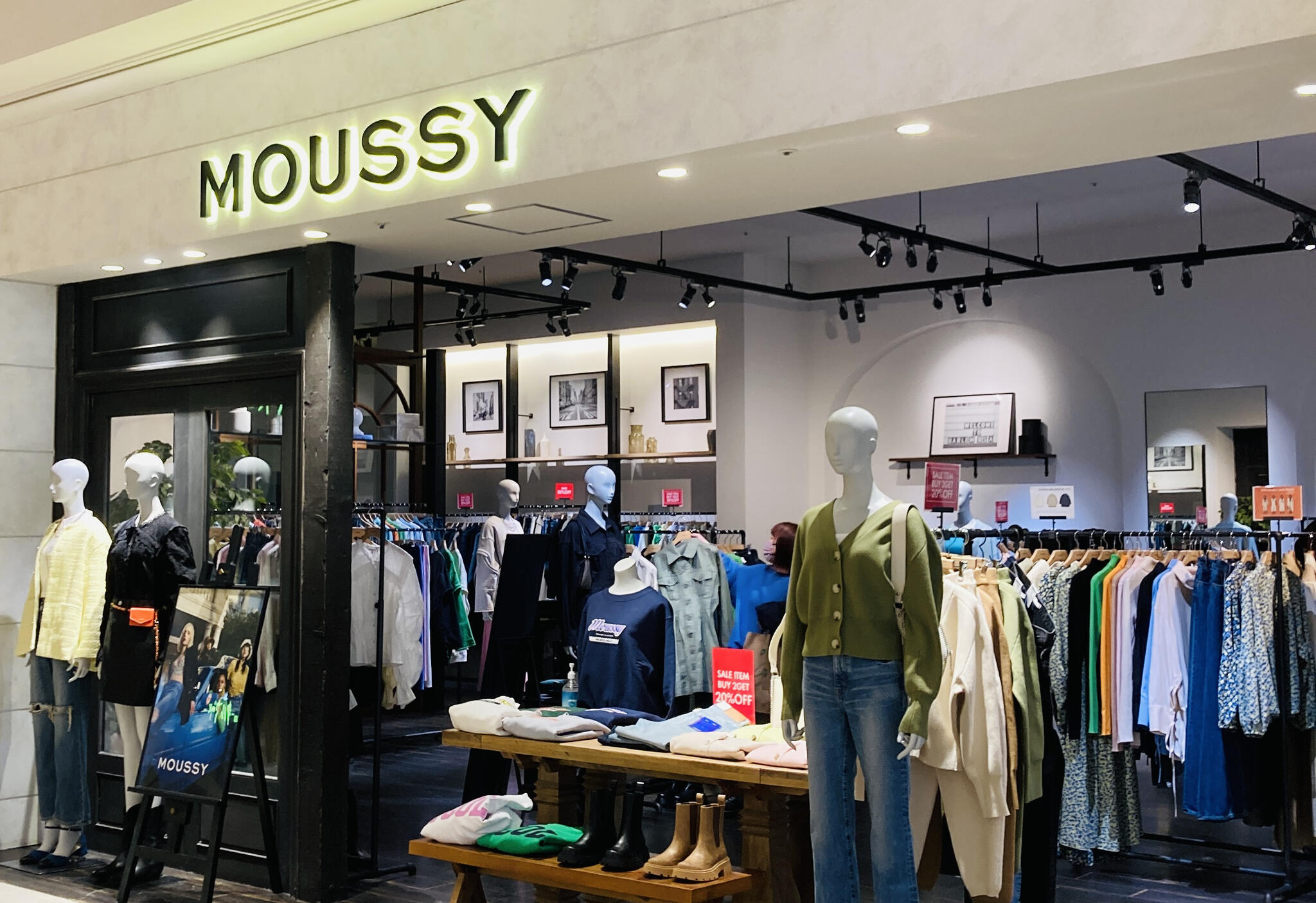 mossy 服 店舗