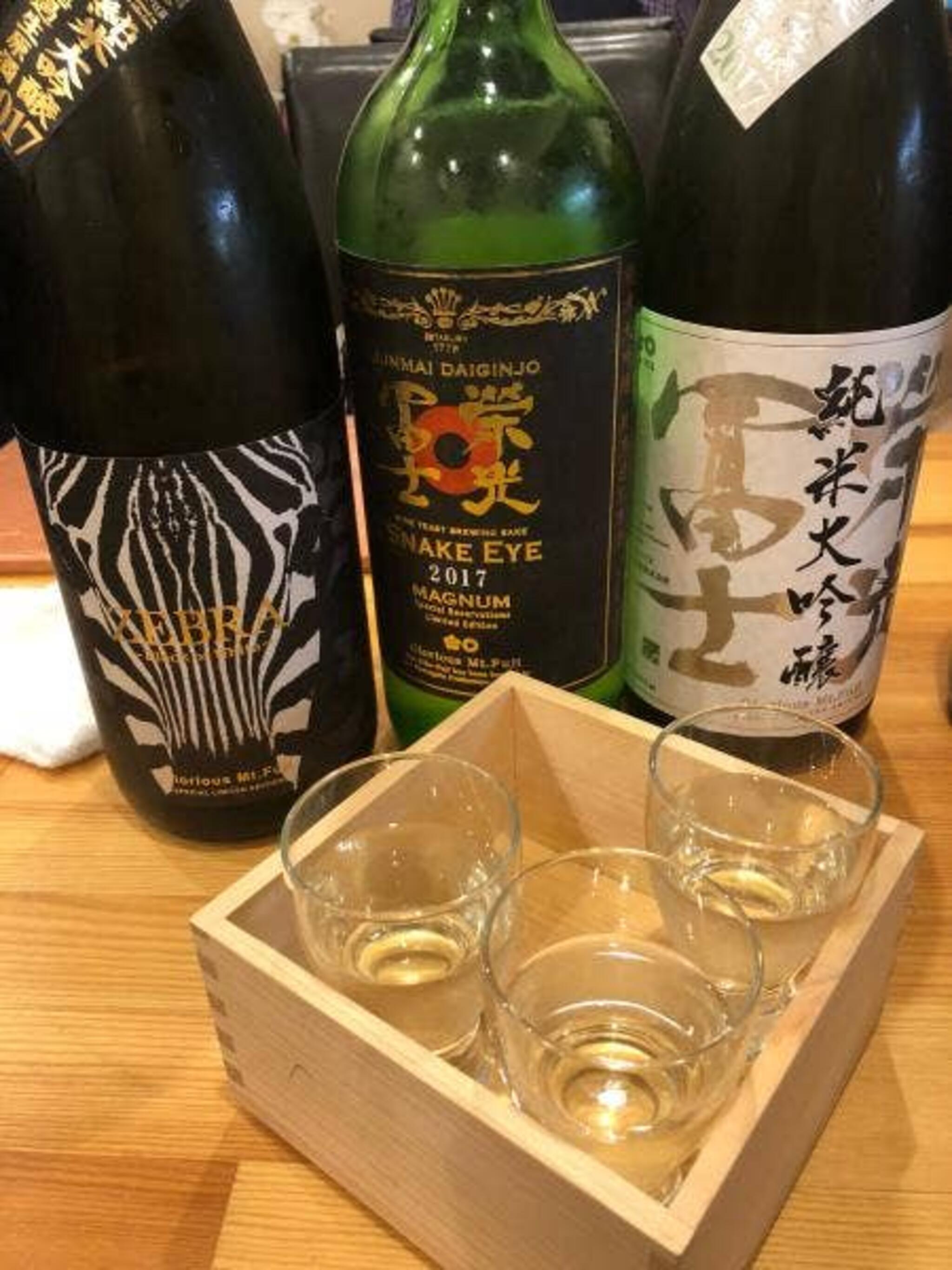 日本酒とクラフトビールバル 饗の代表写真2