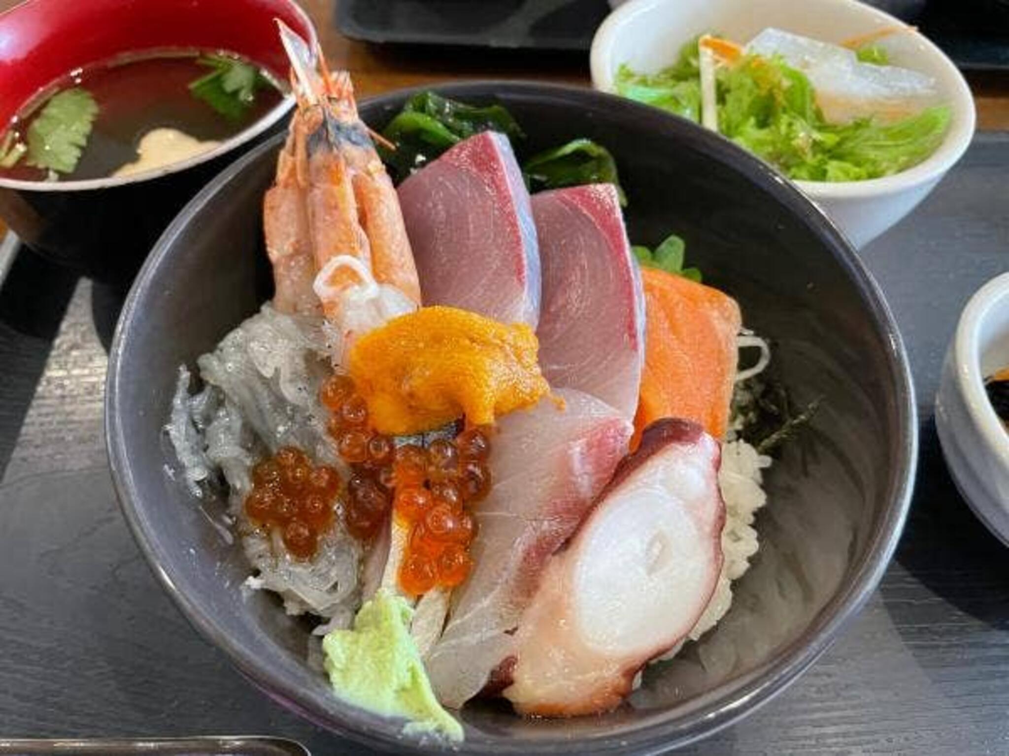 地魚と串焼きと旨い酒 くらの代表写真6