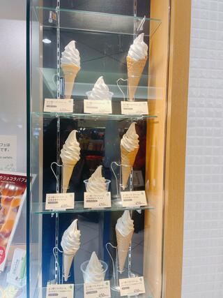 ミルク&パフェ よつ葉ホワイトコージ 新千歳空港店のクチコミ写真2