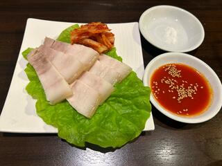 サムギョプサルと韓国鍋の店 美韓(みかん) 鶴橋のクチコミ写真2