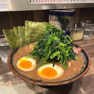 神田ラーメン わいずの写真29