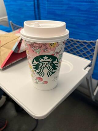 スターバックスコーヒー ＪＲ東海 新大阪駅新幹線ラチ内店のクチコミ写真1