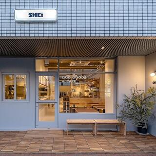 DOG GOODS & CAFE SHEiの写真2