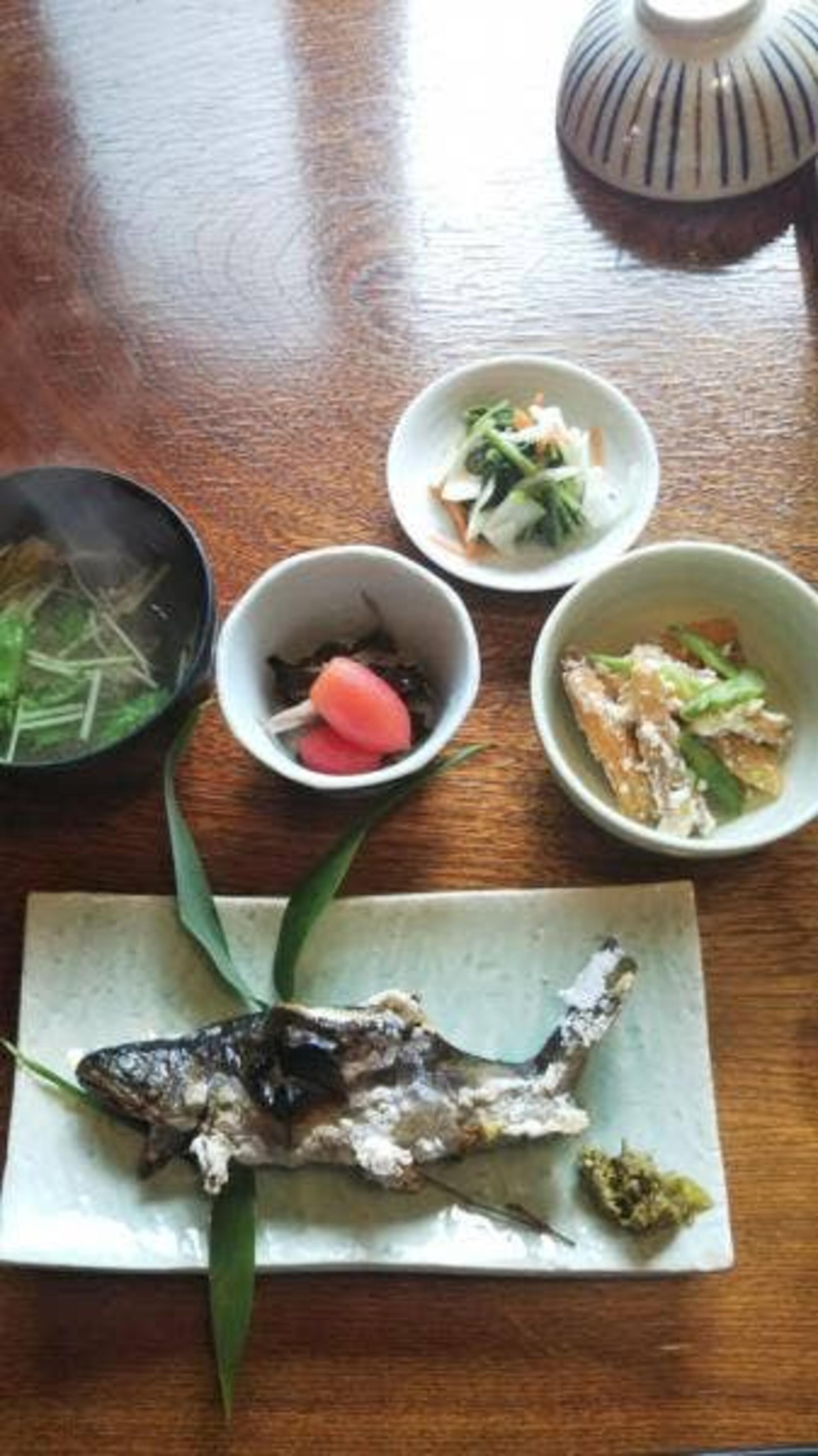 川魚・山菜・釜飯・いろり料理 森茂の代表写真1