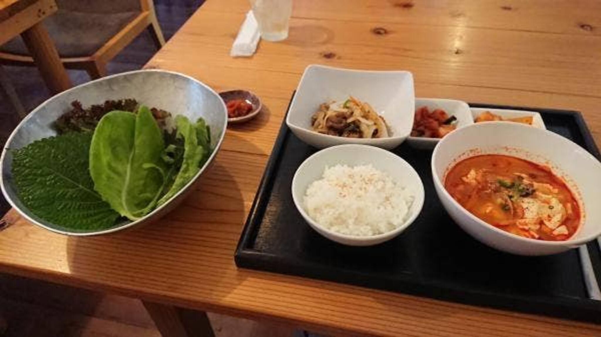 韓国料理 ハノクの代表写真4