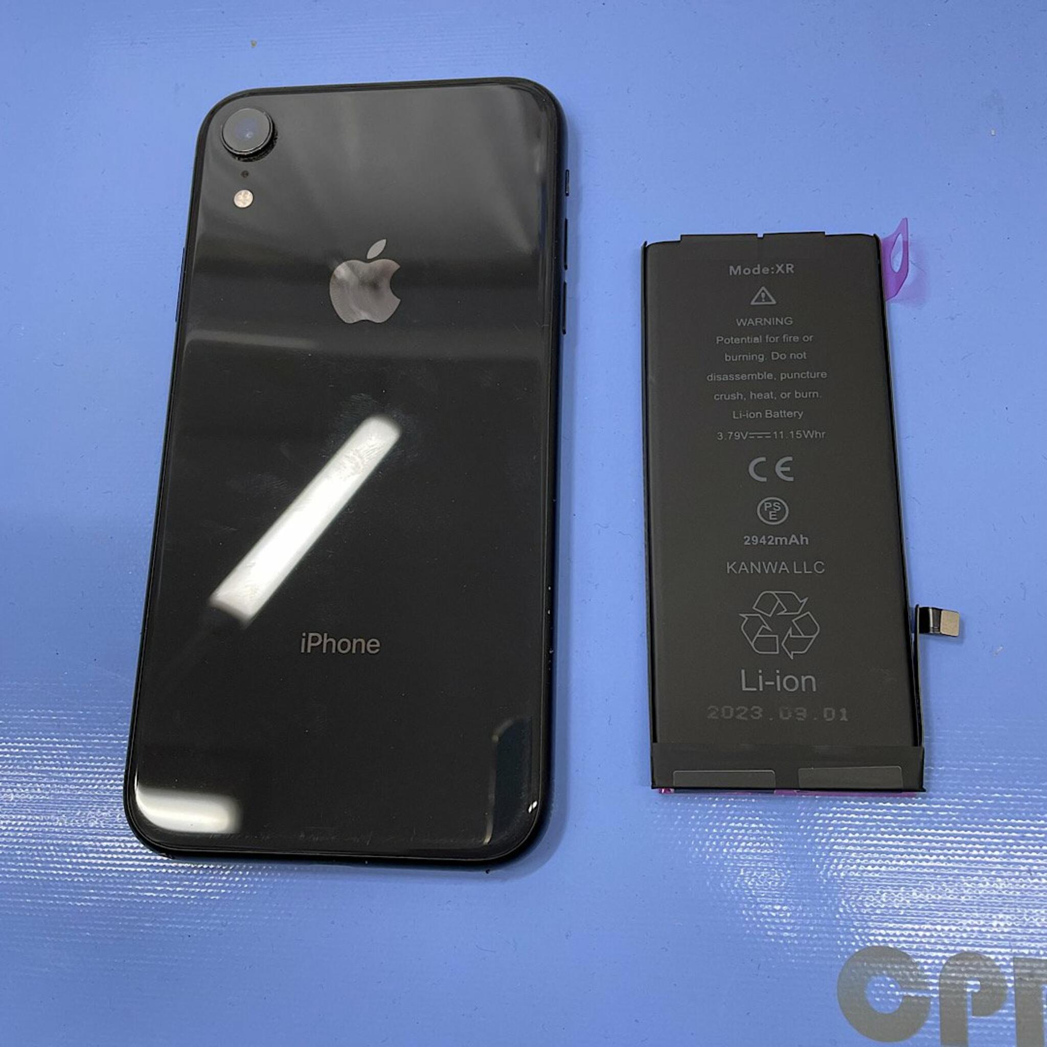 iPhone修理SHOP ままともプラザ町田店からのお知らせ(iPhoneXR バッテリー交換)に関する写真
