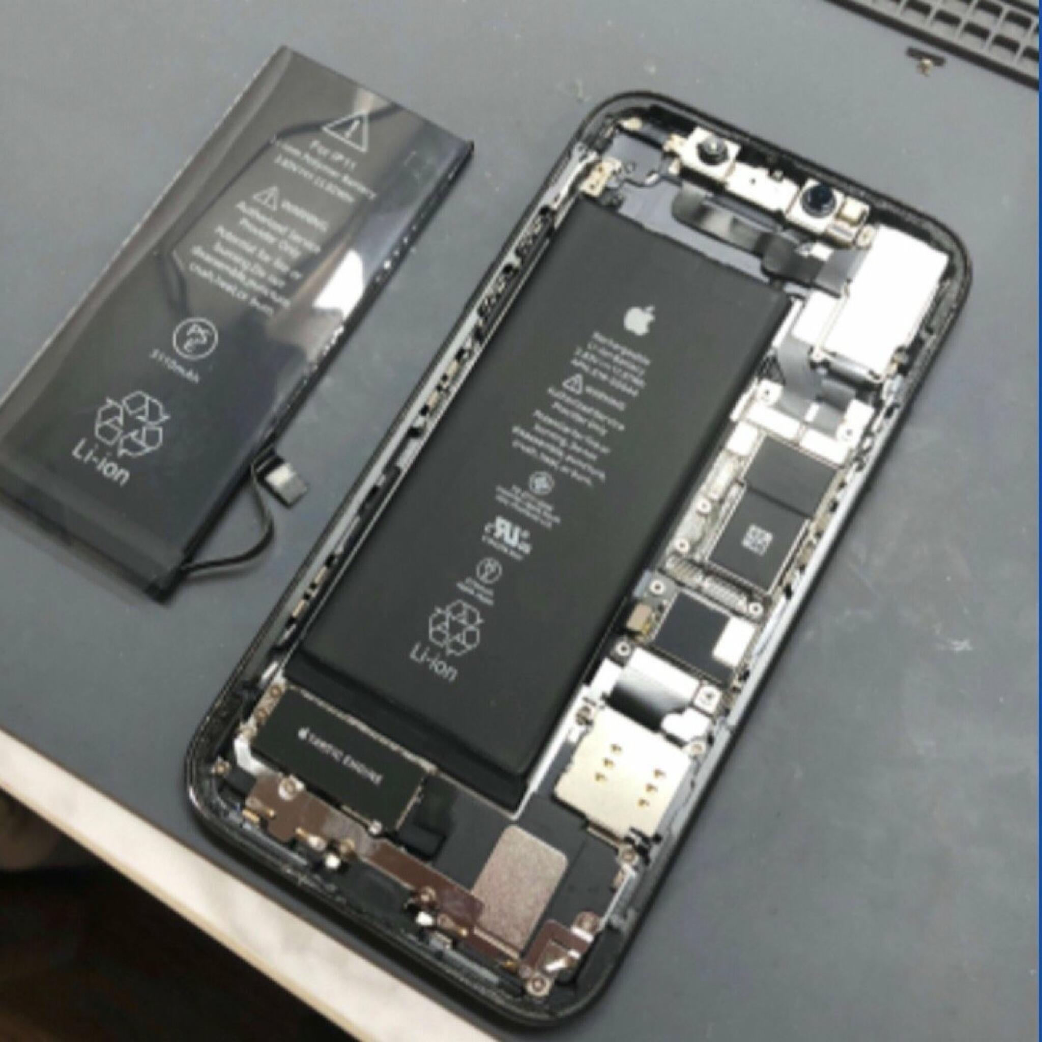 iPhone修理SHOP ままともプラザ町田店からのお知らせ(本日は相模原市からお越しのお客様!!iPhone11のバッテリー交換を行いました!!)に関する写真