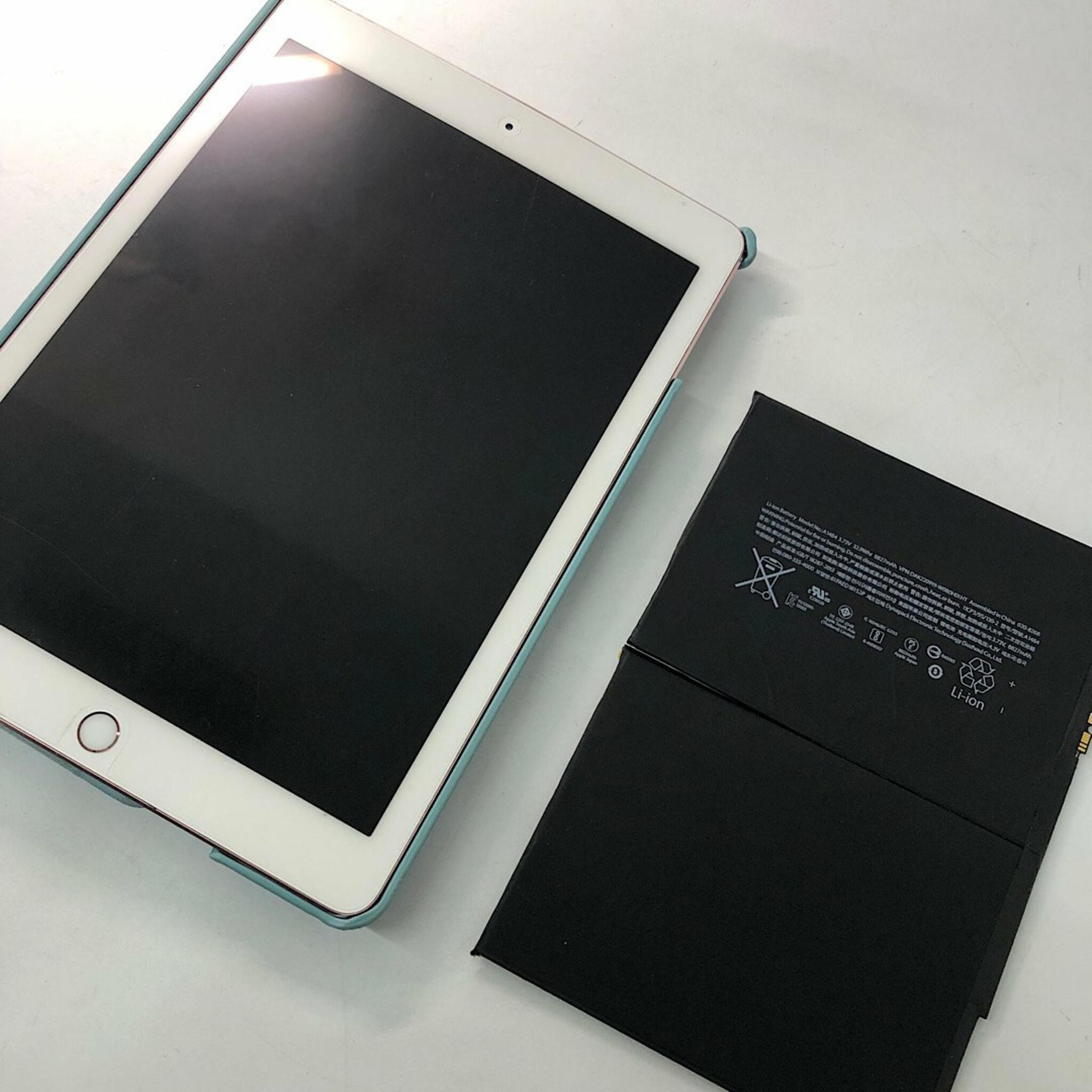 iPhone修理SHOP ままともプラザ町田店からのお知らせ(iPad5 バッテリー交換)に関する写真