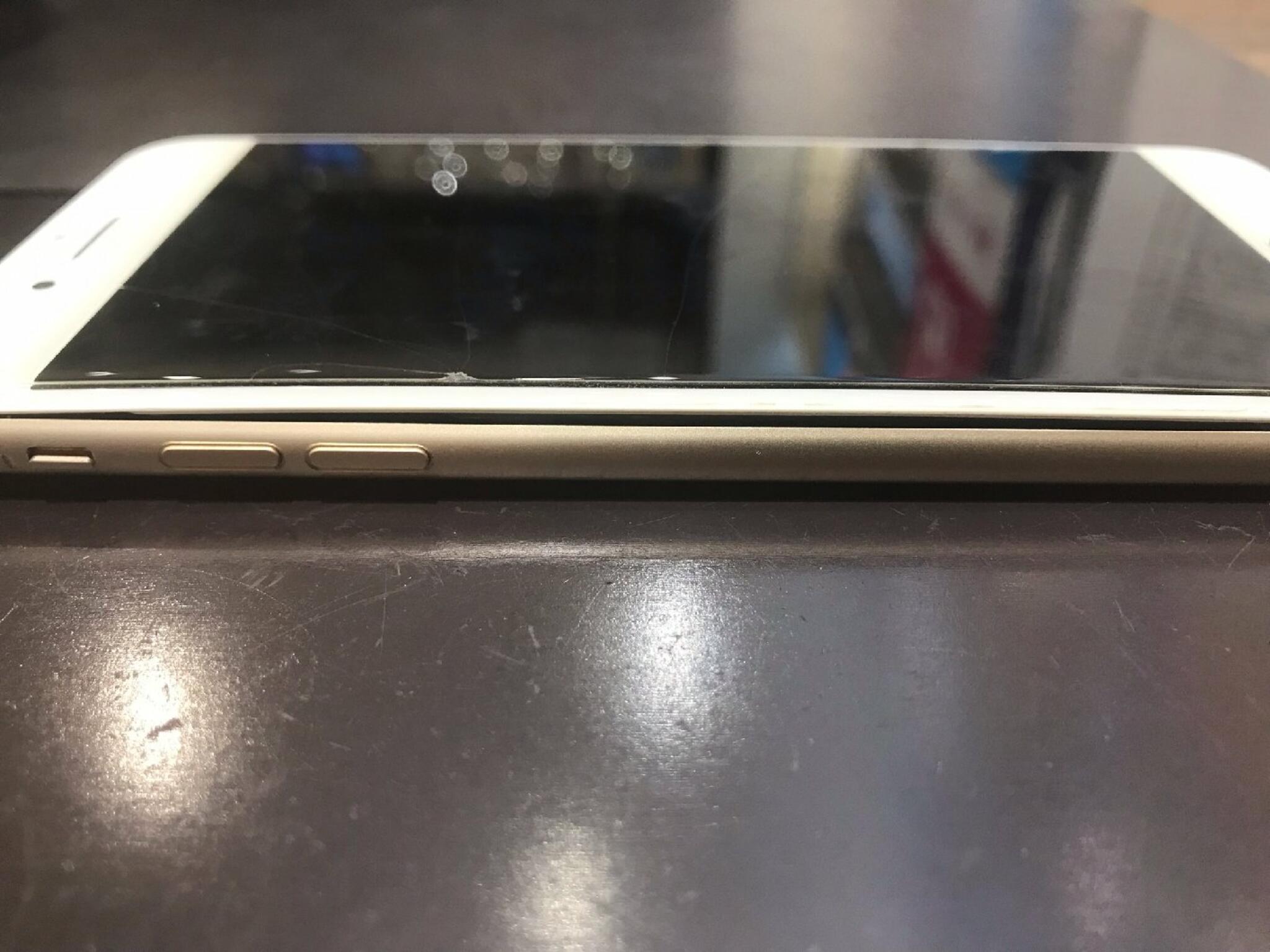 iPhone・iPad・Switch修理店 スマートクール イオンモール広島祇園店からのお知らせ(気付かない うちにバッテリーが膨張していることもあるんです！？)に関する写真