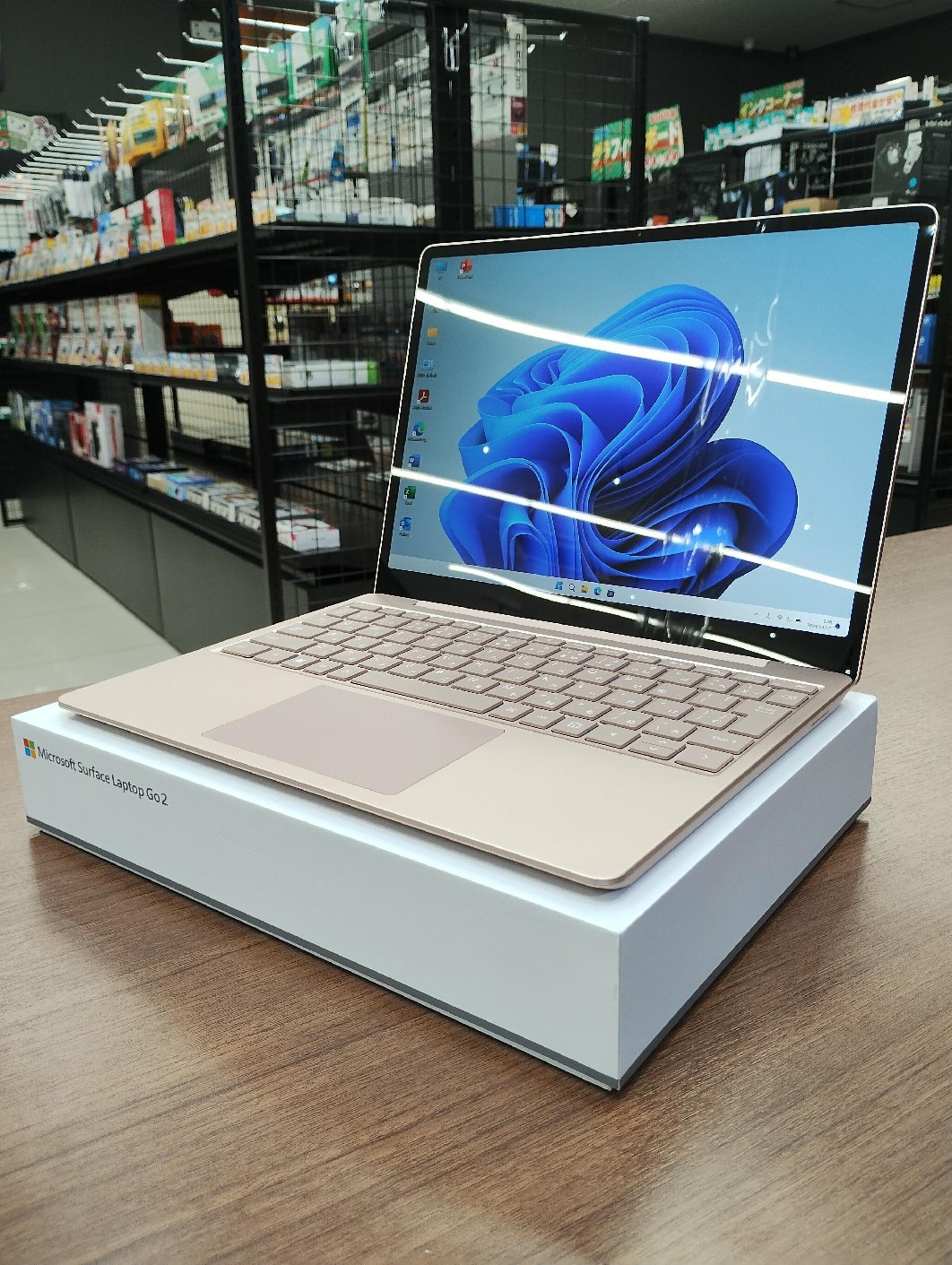 パソコン専門店 大西ジム 新長田店からのお知らせ(「Surface Laptop Go」ご購入いただきました。)に関する写真