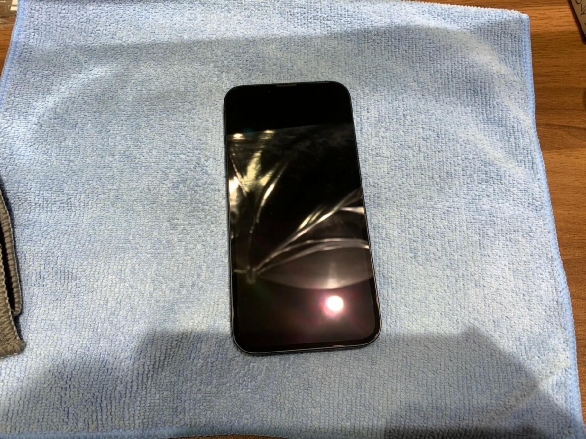 iPhone・iPad・Switch修理店 スマートクール イオンモール広島祇園店からのお知らせ(iPhone ケースと一緒にガラスコーテイングはいかがですか？)に関する写真