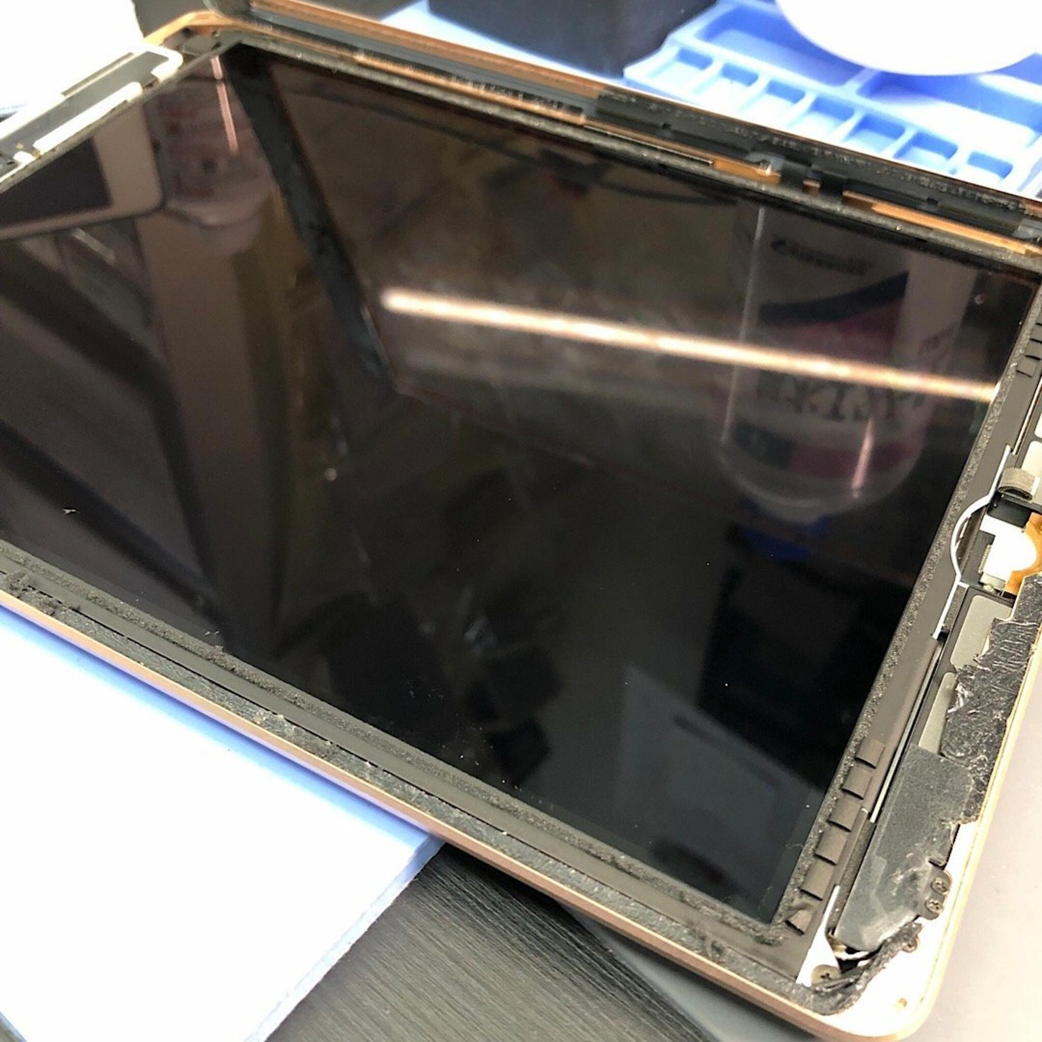 iPhone修理SHOP ままともプラザ町田店からのお知らせ(相模原市よりお越しのお客様より、iPad5　ガラスパネル交換をさせていただきました！)に関する写真