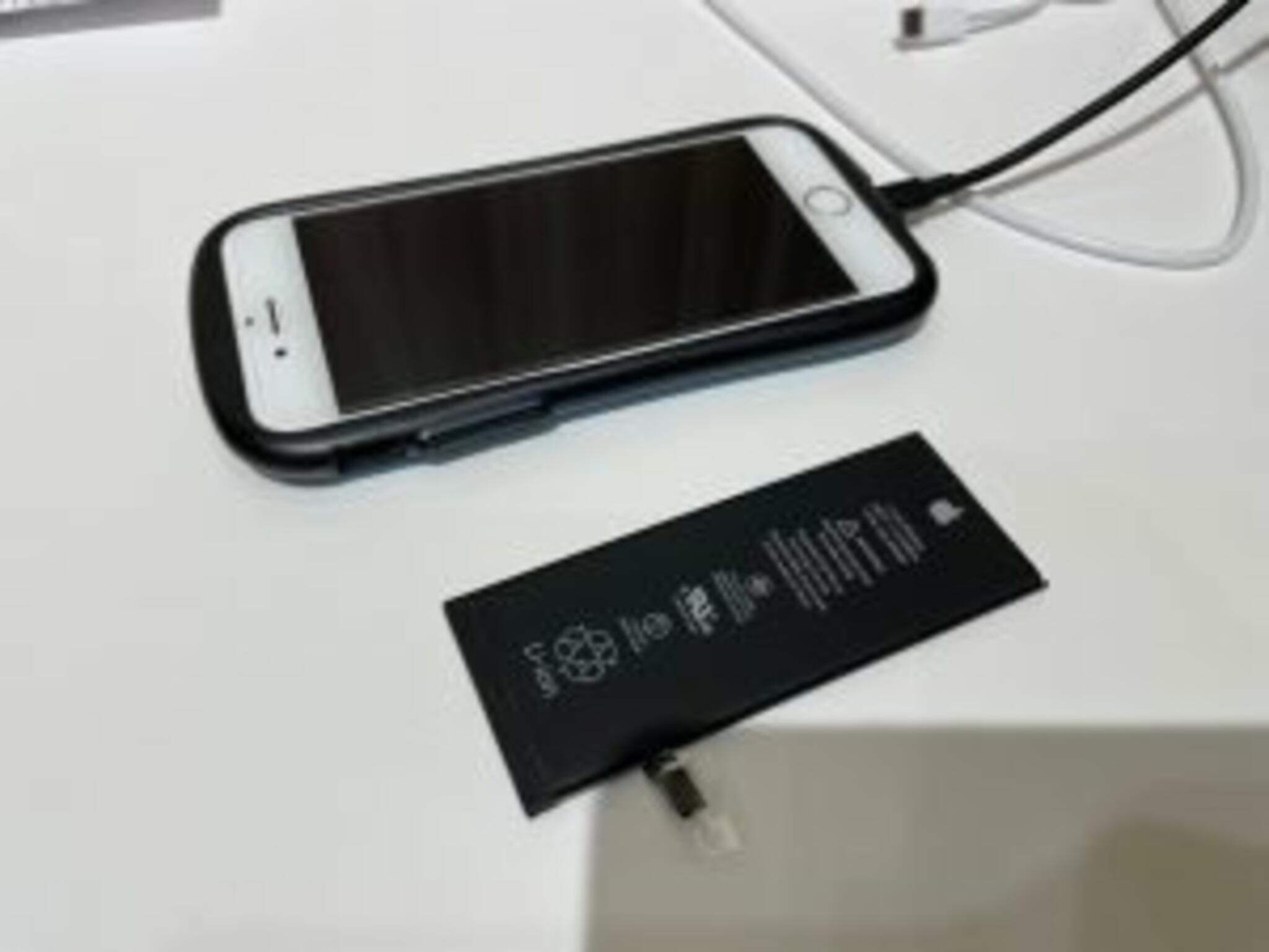 iPhone・iPad・Switch修理店 スマートクール イオンモール広島祇園店からのお知らせ(充電 の減りがはやいと感じたら・・・)に関する写真