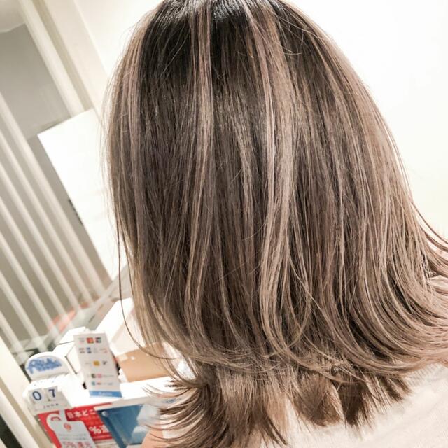 youres hair 髪質改善トリートメント＆ヘッドスパ  新宿三丁目店のバレイヤージュ×ミルクティーベージュ