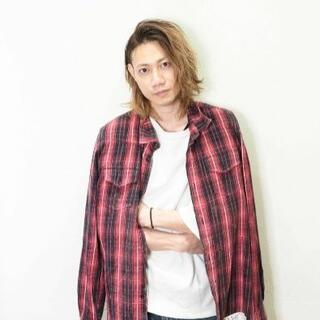 youres hair 髪質改善トリートメント＆ヘッドスパ  新宿三丁目店のスタイリスト'田盛智章'さん